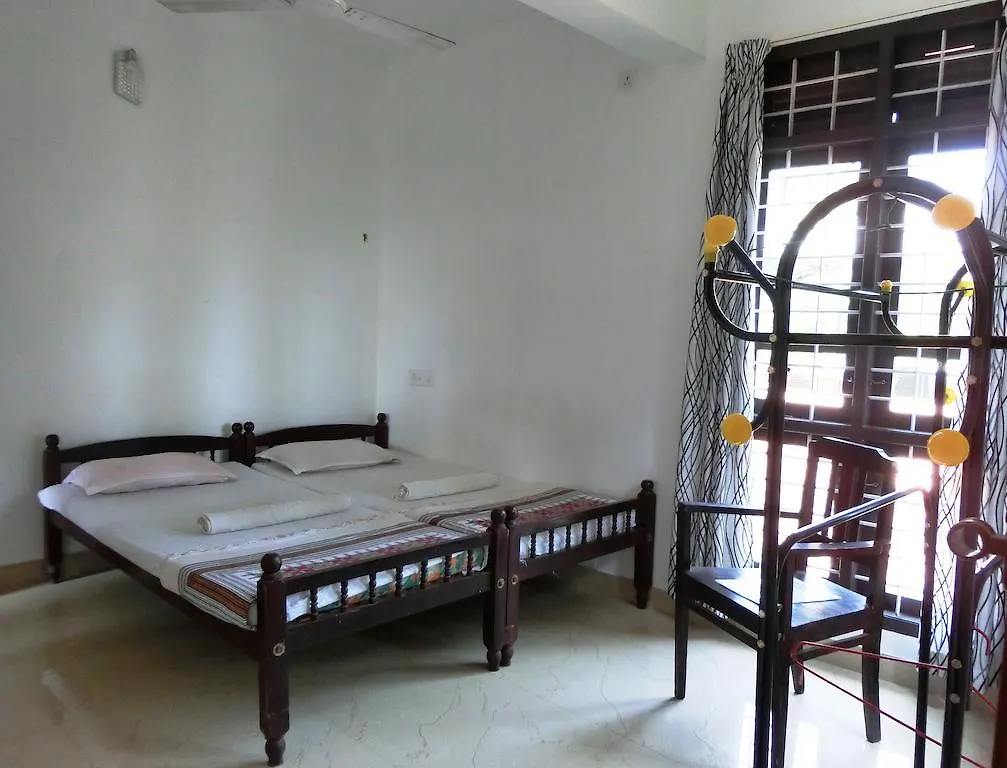 ホームステイ Immanuel Home Stay Kochi インド
