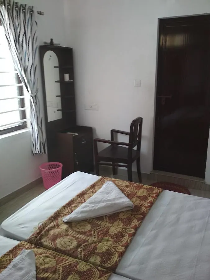 Immanuel Home Stay Kochi 0*,  インド